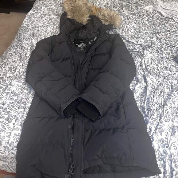 Aritzia winter jacket knee length - Picture 3 of 3